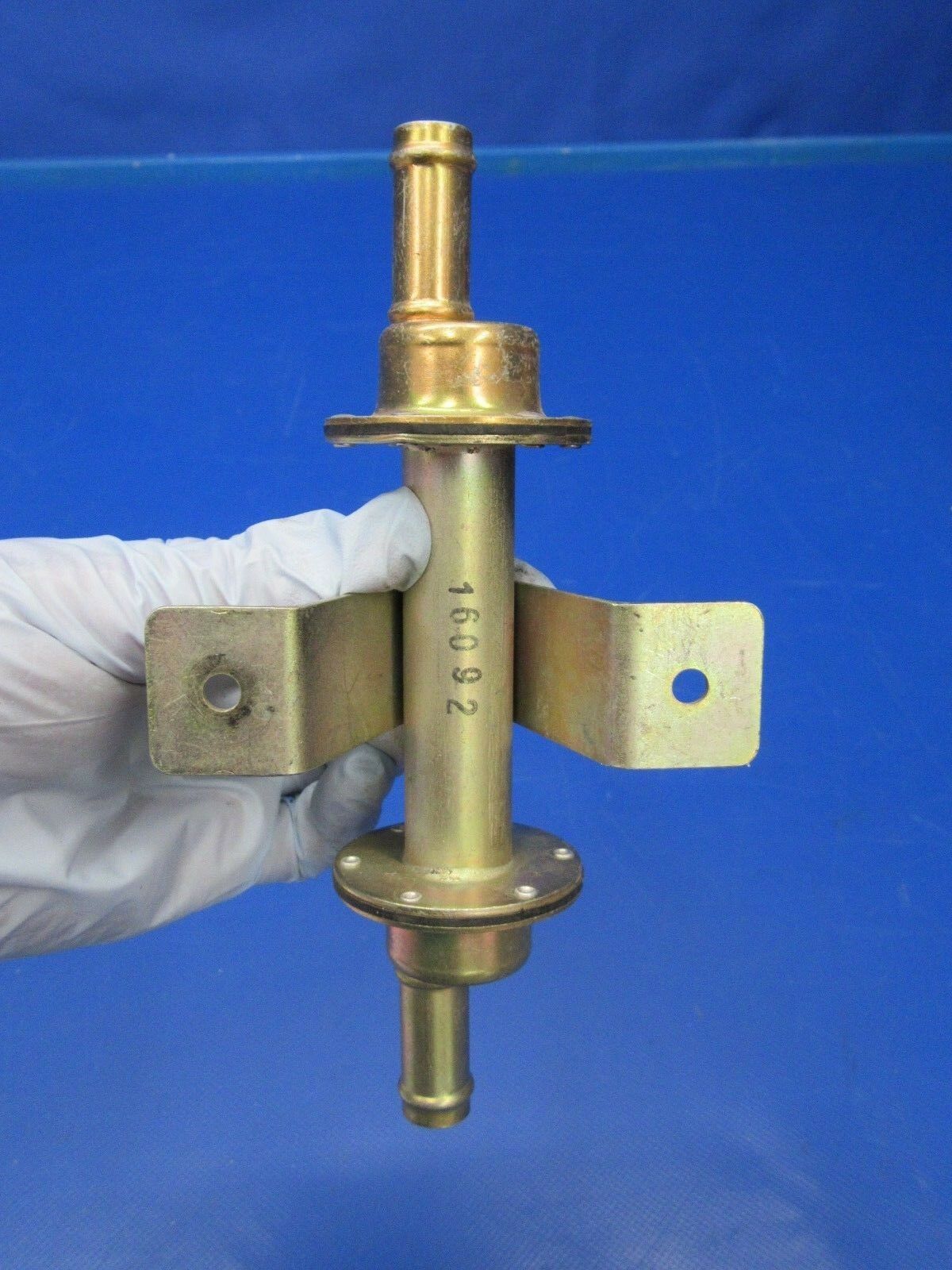 Airborne Vacuum Manifold P/N 1H5-1 NOS (0518-320)