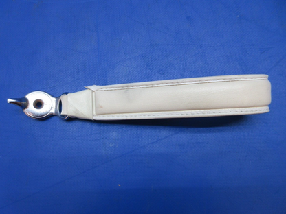 Piper Fuselage / Cabin Assist Handle, Loop & Grip 481-772,  62353-004 (0823-172)
