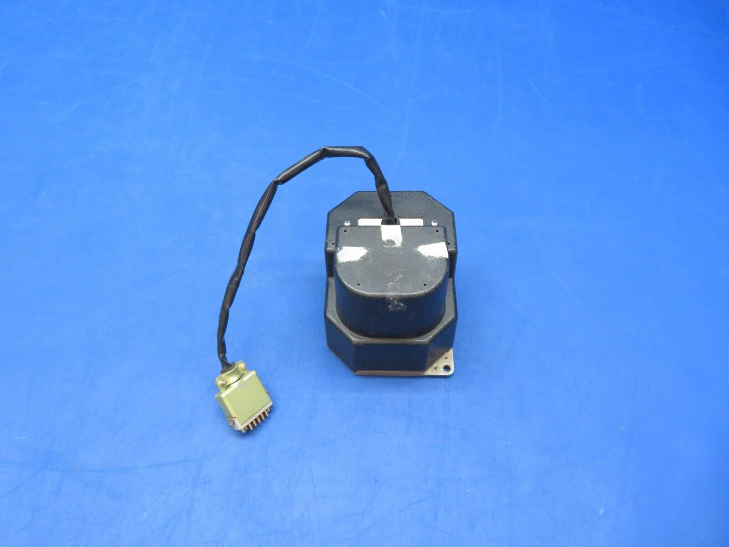 Bendix / King KS 271A Primary Servo 14 / 28v  PN 065-0060-01 CORE (0923-542)