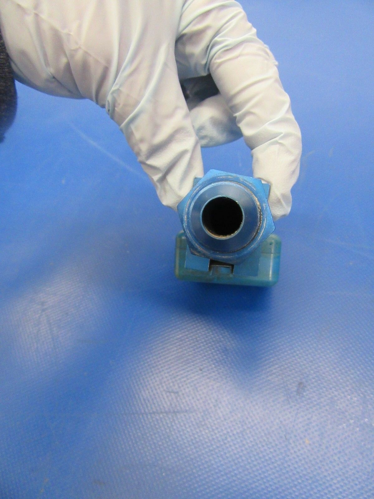 Cessna Commercial Aircraft Fuel Valve P/N 342700, 9910235-1 (0418-133)
