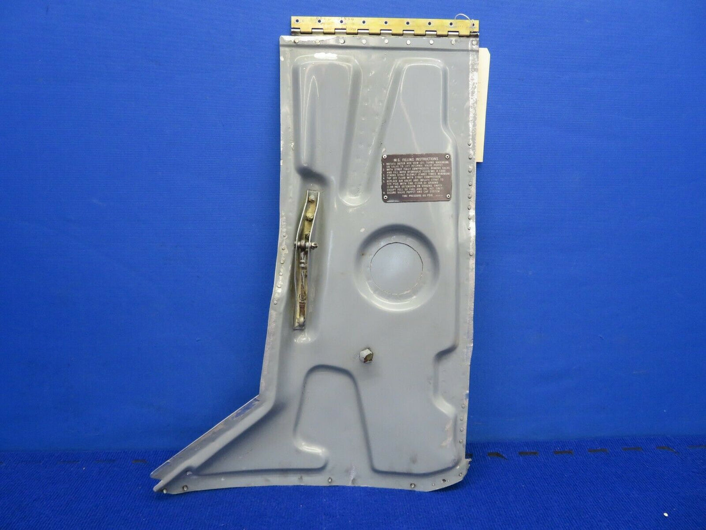 Cessna 310 / 310R Main Landing Gear Door Assy RH OTBD P/N 0826002-209 (0422-20)