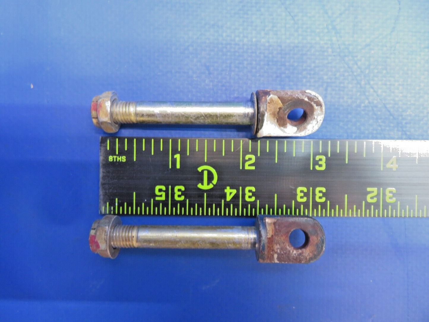 Piper PA-34-200T Pin AFT Cargo Door Latch & Strike Plate P/N 63293-02 (0323-557)