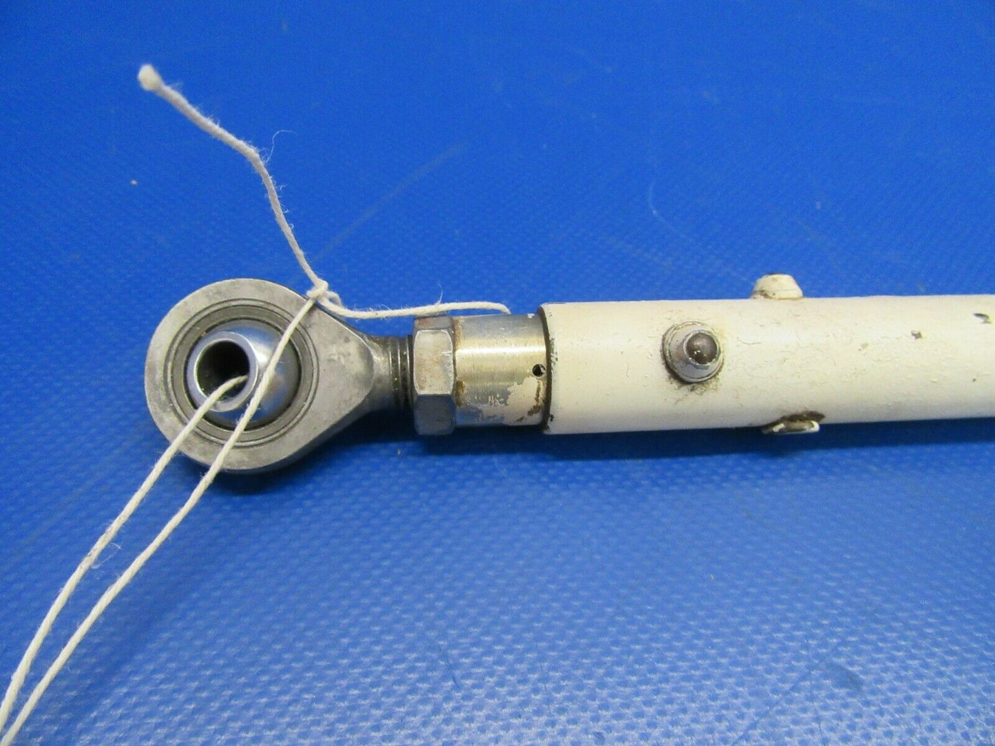 Cessna T310Q Nose Gear Tube Assy P/N 0840125-4 (0319-351)