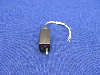 Mid-Continent HSI Switch w Connector P/N MD189-1 (1221-449)
