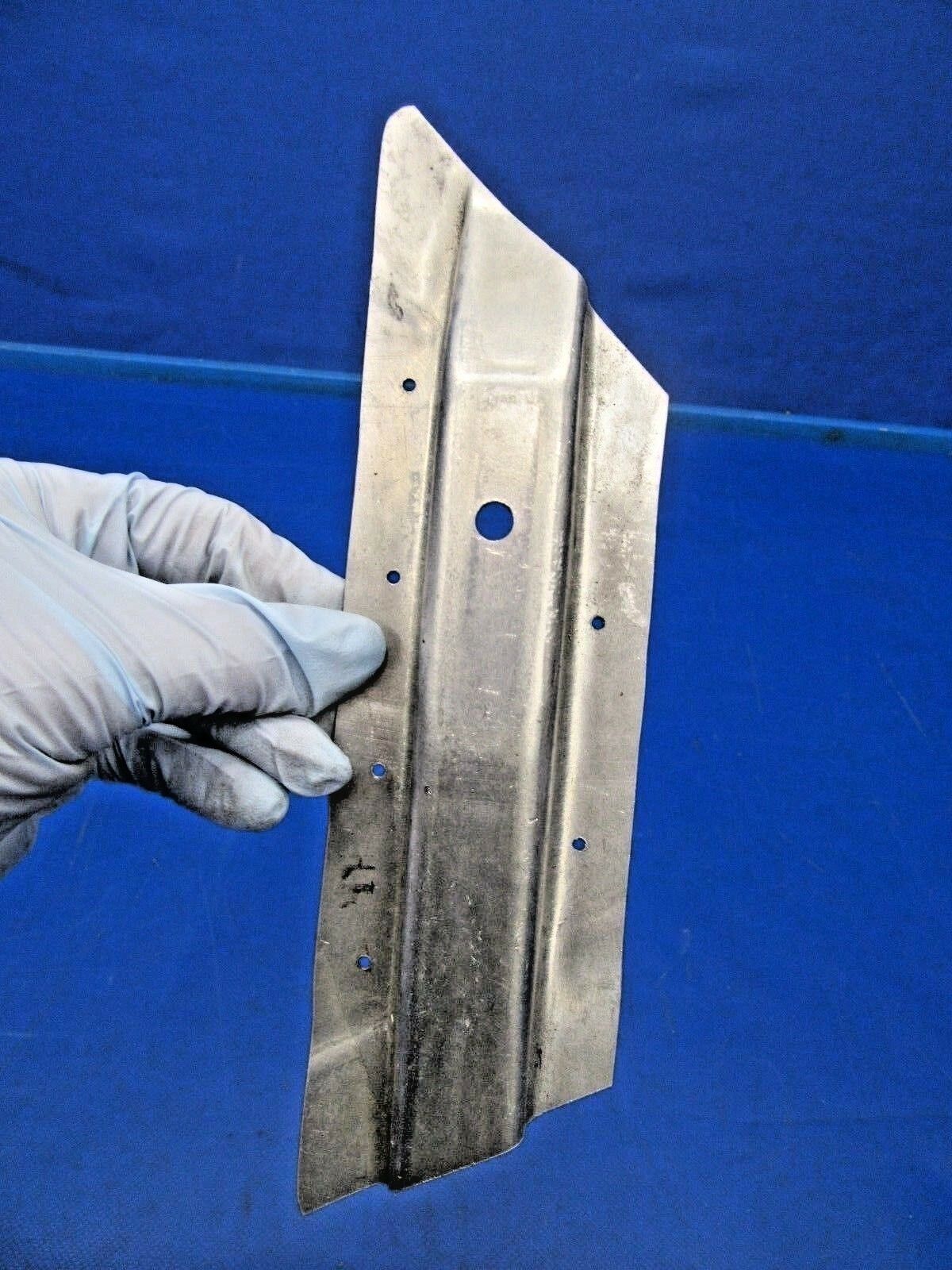 Cessna Channel P/N 1431003-34 NOS (0818-398)