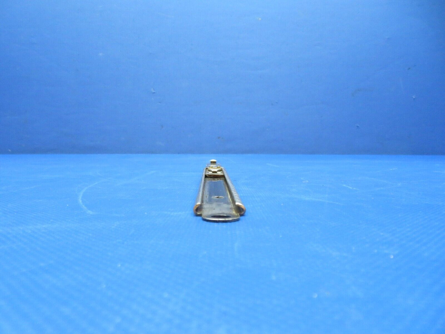 Cessna 401 / 401A Nacelle Baggage Door Step Assy P/N 5211183-1 (0124-226)