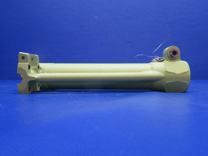 Cessna 310 RH Main Gear Truss P/N 0841200-36 Inspected w/ 8130 (0124-1175)