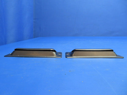 Piper PA-34-200T Seneca II Defroster Air Outlet P/N 65318-00 LOT OF 2 (0223-903)