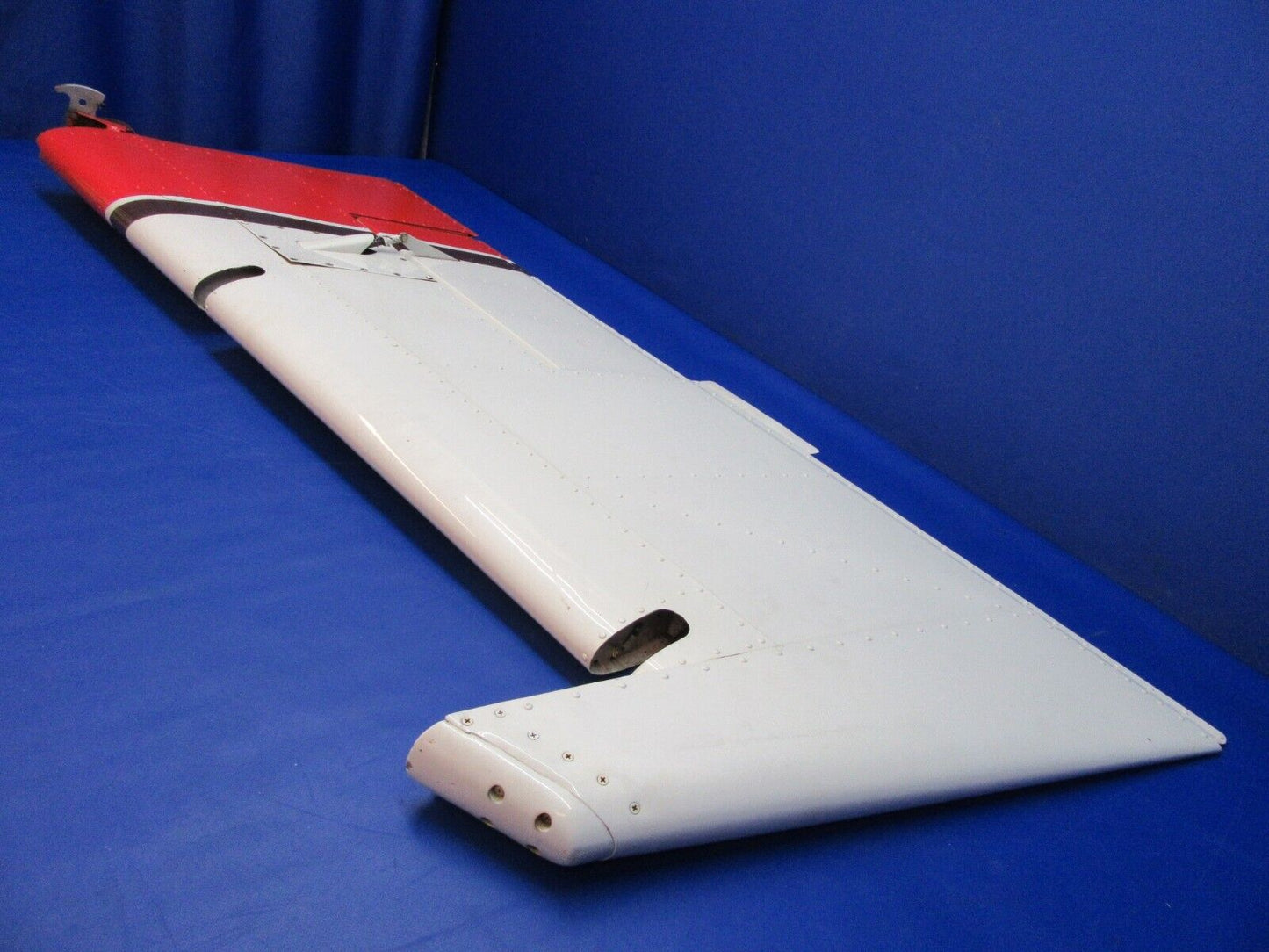 Beech 95-B55 Baron Rudder Assy P/N 96-630000-607 (0323-216)