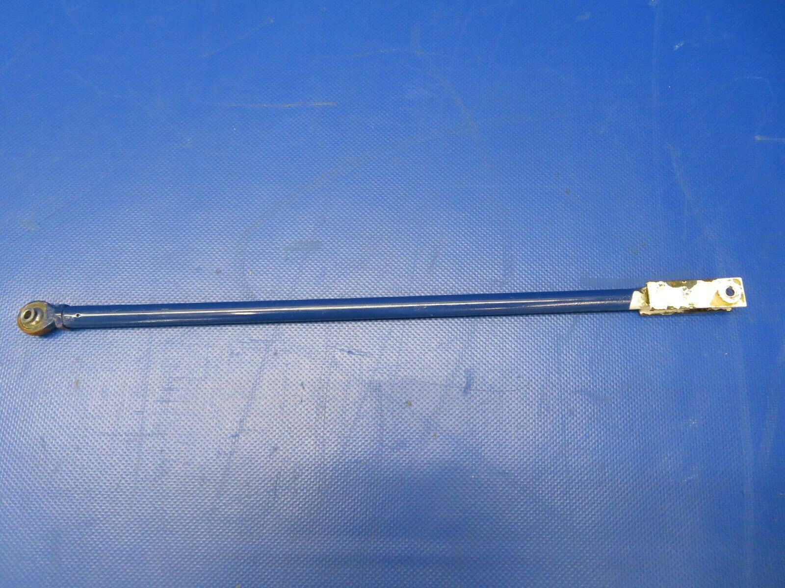 Piper PA-32RT-300 Lance Pushrod Stabilator Trim 78921-04, 78921-004 (0521-786)