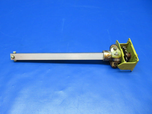 Piper PA-24-180 Comanche RH Control Wheel Tube w/ Roller 20975-00 (1223-274)