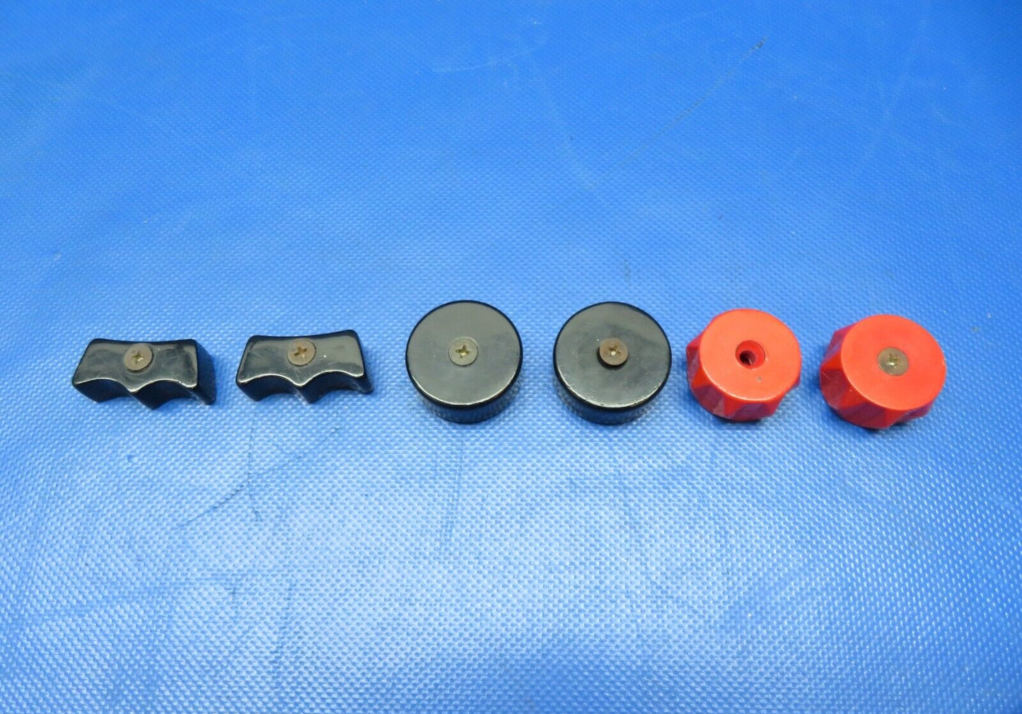 Cessna 401 / 401A Control Quadrant Assy w/ Placard & Knobs 5091504-4 (0124-209)