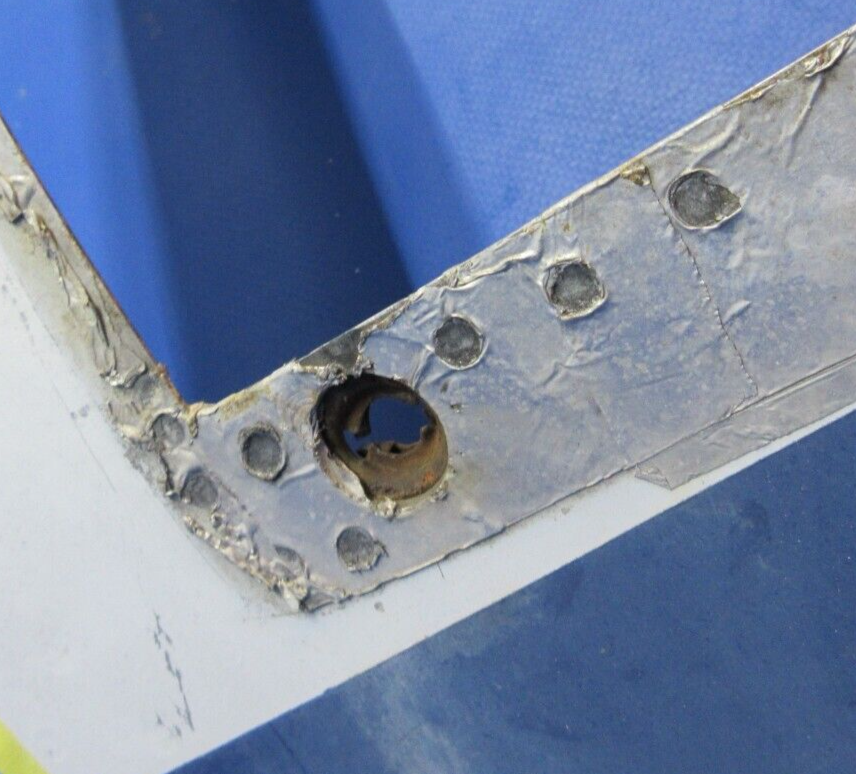 Cessna 172 / 172I Cowl Door Assy P/N 0552010-49 (0923-831)