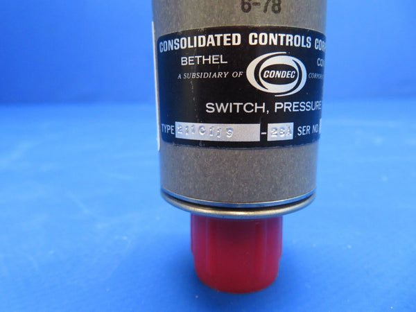 Consolidated Controls Corp. Pressure Switch P/N 211C119-28A NOS (0922-745)
