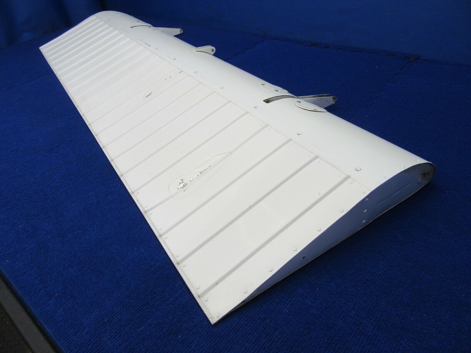 Cessna 150 / 152 RH Flap P/N 0426901-16 (1221-215)