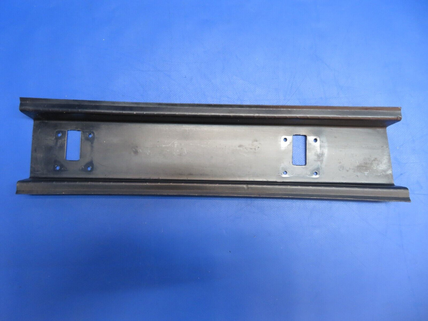 Piper PA-34-200T Channel Seat Trim FWD & AFT LH & RH P/N 79681-02 (0323-502)