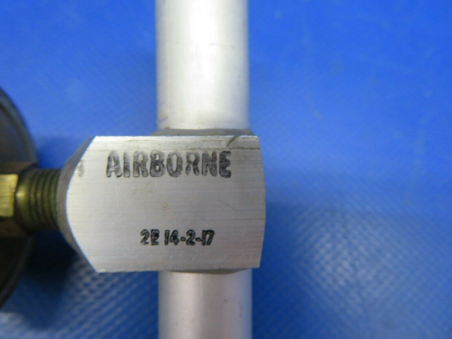 Beech Baron B58P Airborne De Ice Switch 2E14-2-17 (0320-425)