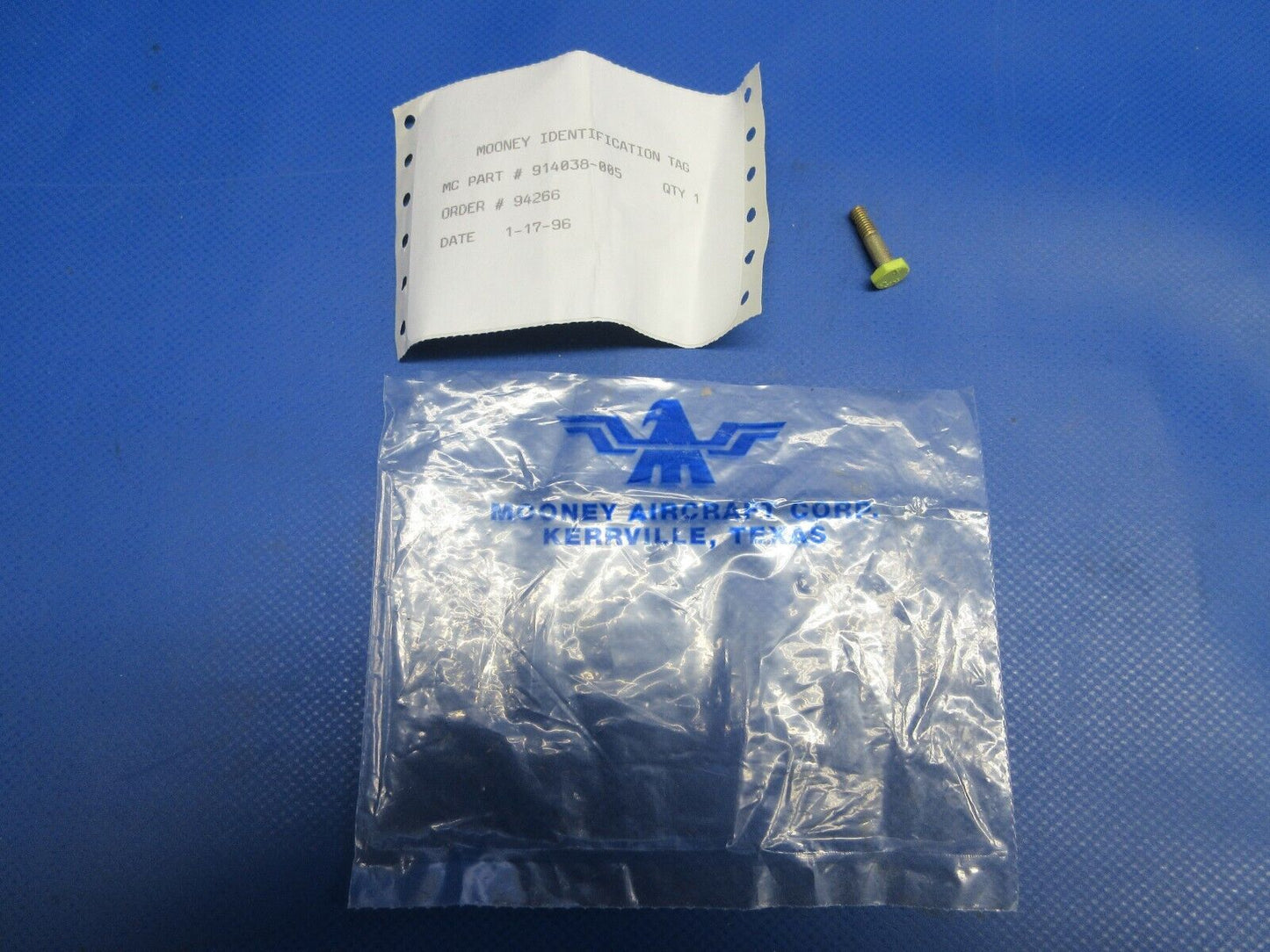 Mooney Bolt P/N 914038-005 NOS (0224-1649)