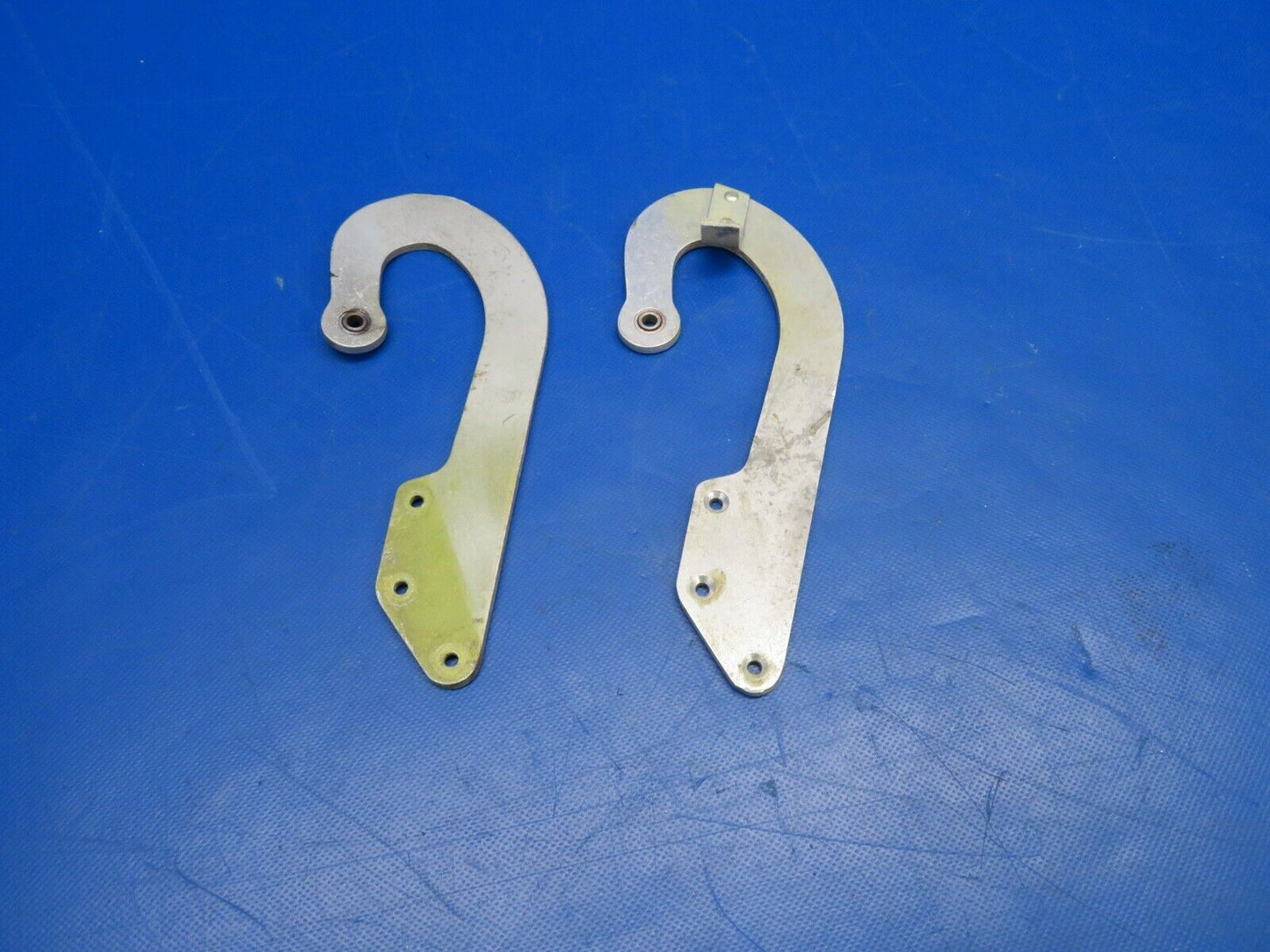 Beech Baron E55 Nose Baggage Door Hinges 002-410055-37, 002-410055-43 (0120-156)