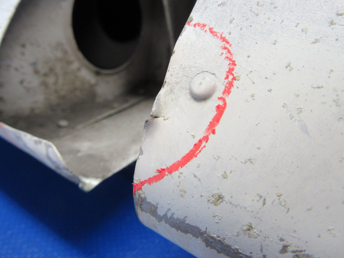 Piper PA-23 LH Aileron P/N 17100-00, 17100-000 (0723-09)