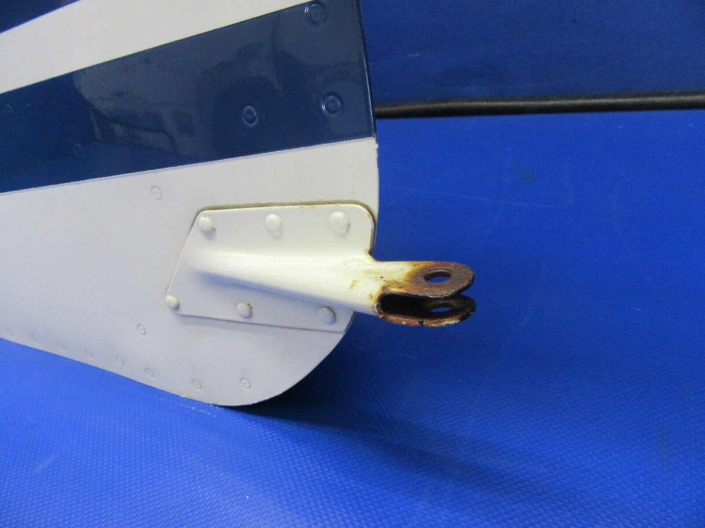 Piper PA-28-235 Cabin Door Tint Clear NO KEY REPAIRED 79545-002 (0521-368)