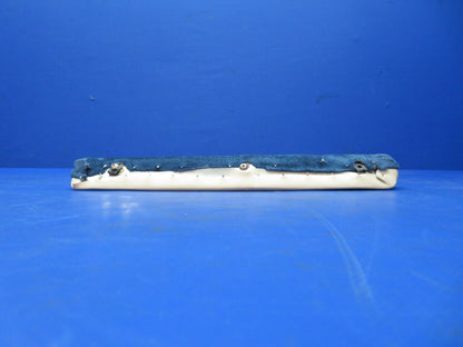 Cessna 172 RH Arm Rest Assy P/N 0500104-41 (0623-721A)