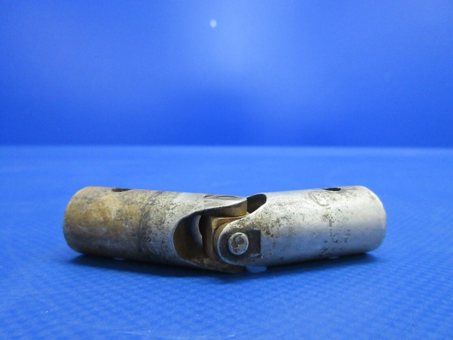 Apex Dayton Universal Joint P/N 0411079-C (0324-1061)