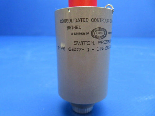 Consolidated Controls Corp. Pressure Switch P/N 6607-1-106 NOS (0922-747)