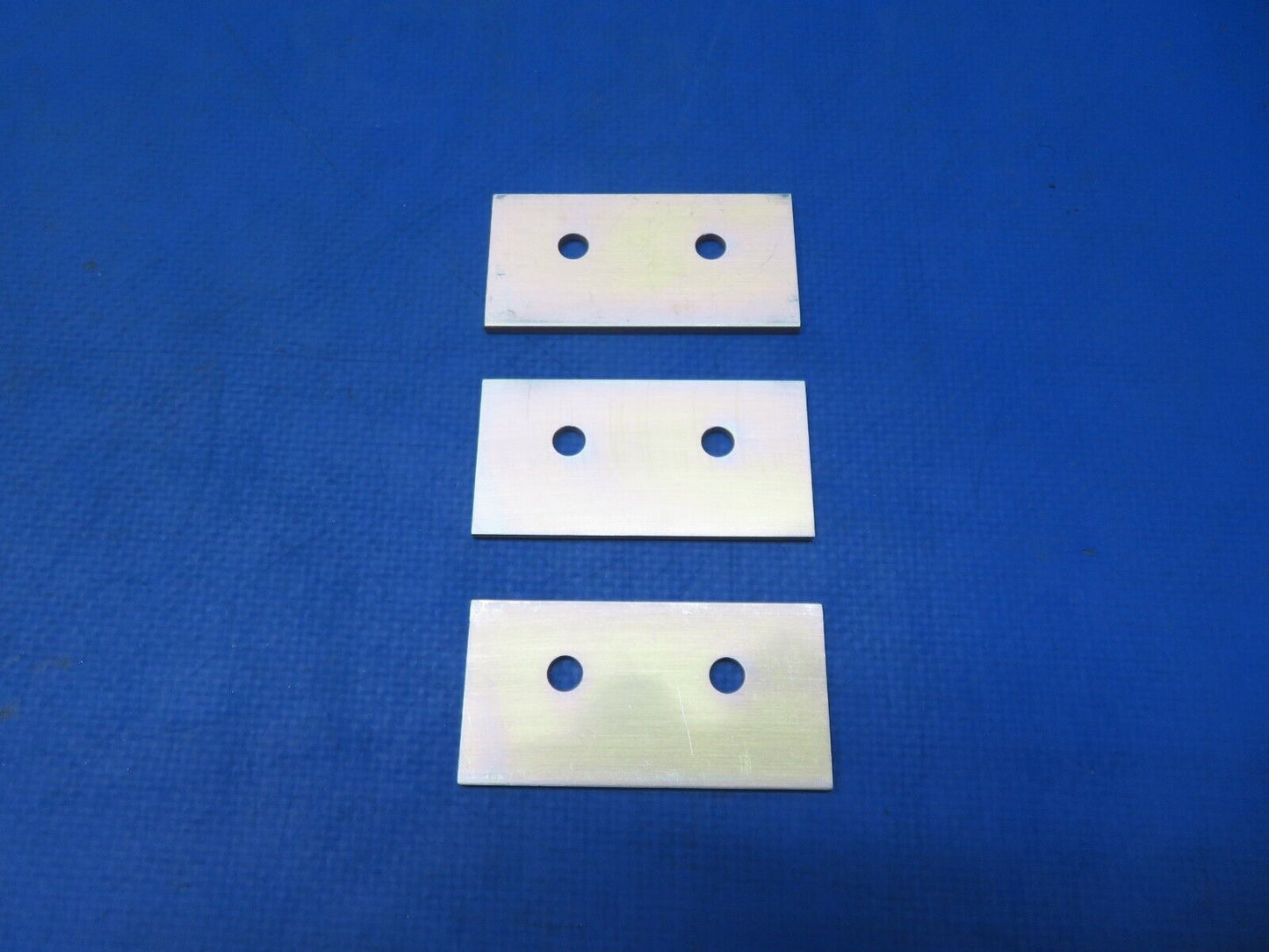 Cirrus OTBD Aileron Hinge Shim P/N 17105-004 LOT OF 3 NOS (1023-557)