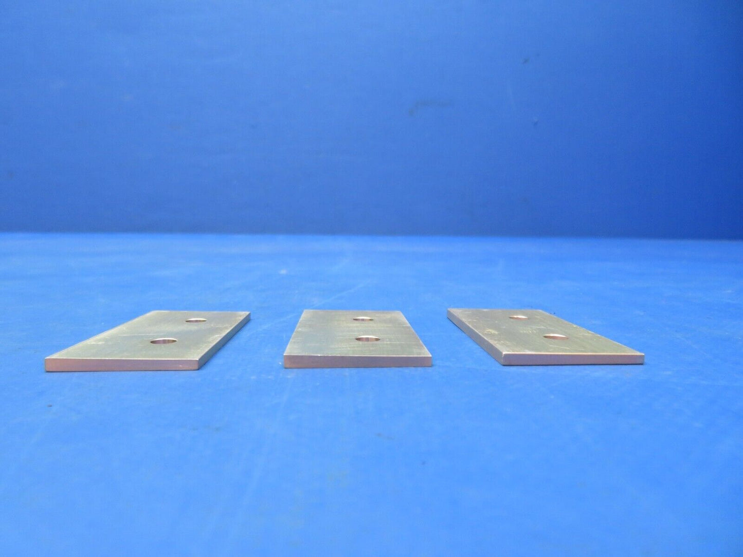 Cirrus OTBD Aileron Hinge Shim P/N 17105-004 LOT OF 3 NOS (1023-557)