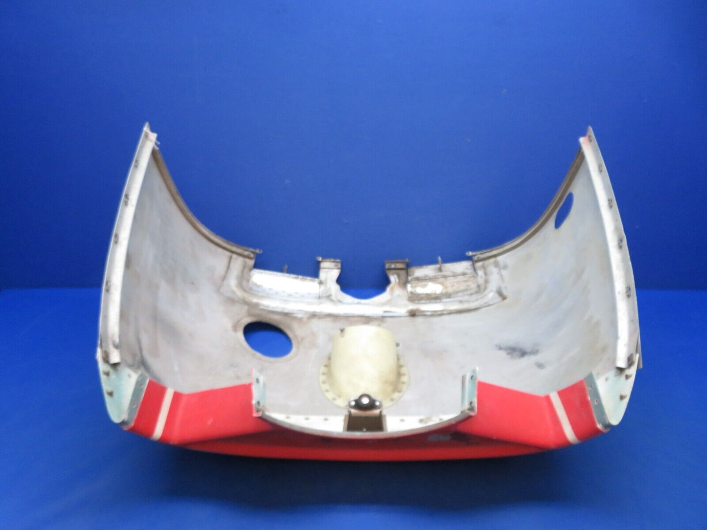 Cessna Cardinal 177 Lower Cowl Assembly w/ Cowl Flaps P/N 1752090-200 (1123-247)