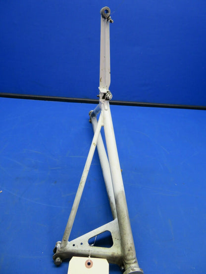 Beech Bonanza G35 Brace Main Landing Gear Retract LH 35-815102 (1120-02)