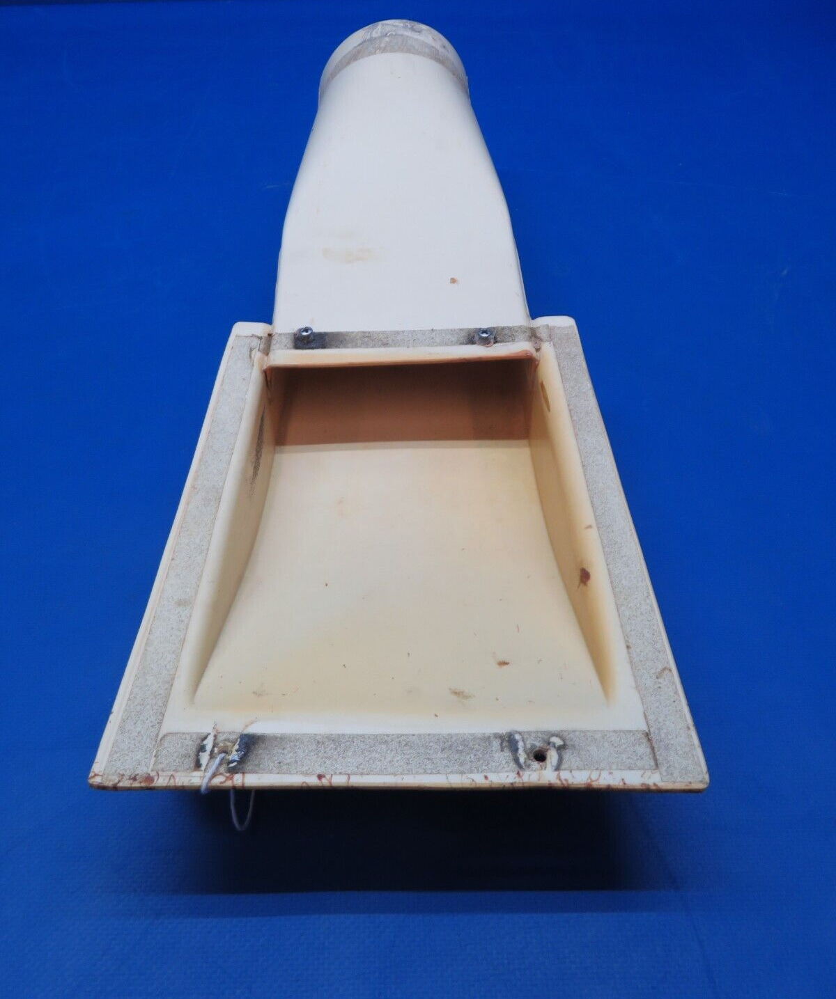 Piper PA-28-236 Dakota Duct Assy AFT P/N 69992-07 (0623-706A)