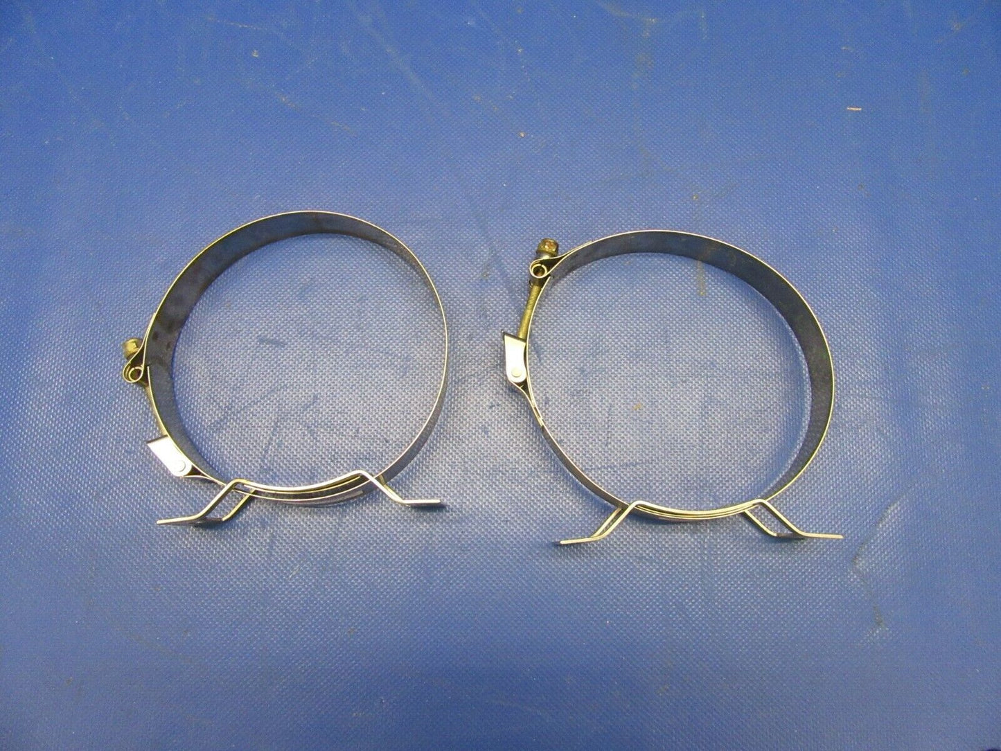 Cessna 210 / T210N Oxygen Bottle Clamp P/N C166007-0101 LOT OF 2 (1021-318)