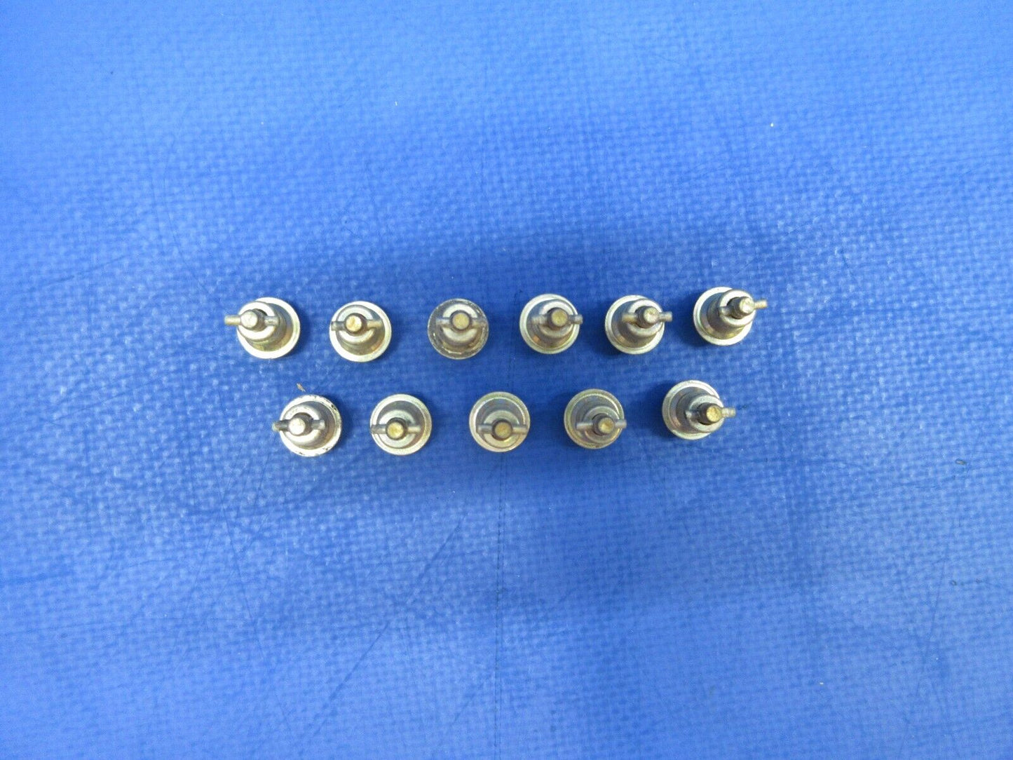 Camloc Turnlock Fastener P/N 2700-2 LOT OF 11 NOS (1123-808)