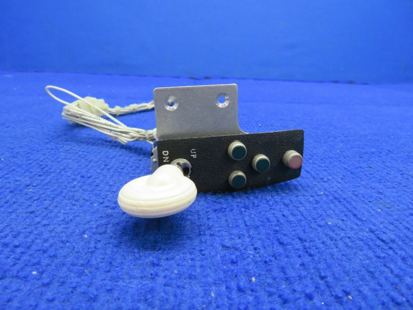 Beech 58 Baron Landing Gear Switch w Plate & Lights P/N 8857K44 (0322-559)