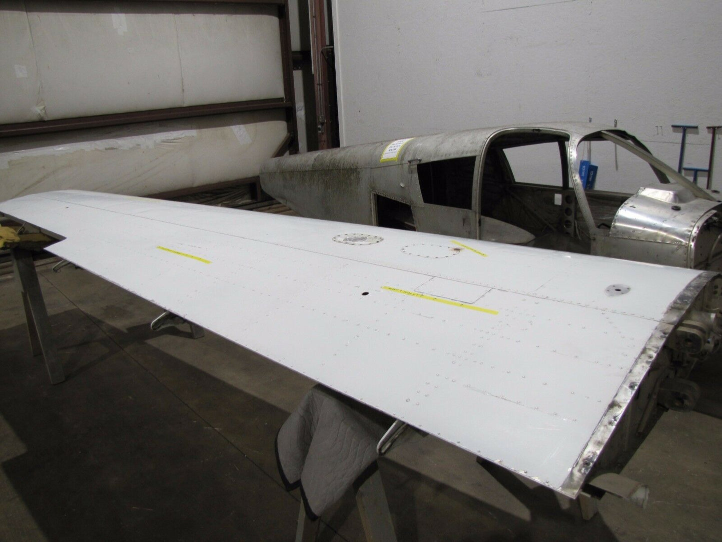 1976 Cessna Cardinal 177B Wing LH P/N 1722001-19 (0317-16)