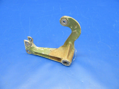 Cessna 310 / T310Q Idler Bellcrank Main Gear LH P/N 0841106-5 (0619-210)