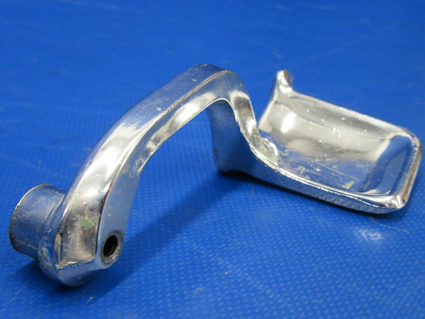 Bellanca 17-30A Super Viking Inside Cabin Door Handle 4787463 (0919-22)