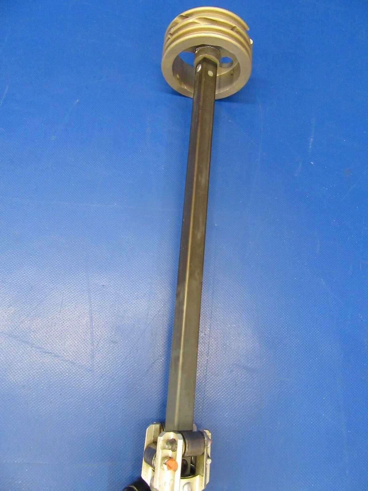 Cessna 177RG Control Shaft Tube & Bearing RH P/N 1767074-6 (0718-06)