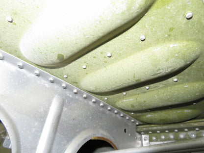 1978 Piper PA-34-200T Seneca RH Wing P/N 37093-04 (0423-103)