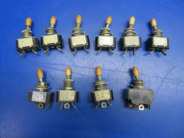 Cessna 310P Toggle Switches LOT OF 10 P/N AN3021-1, AN3027-3 (0720-330)