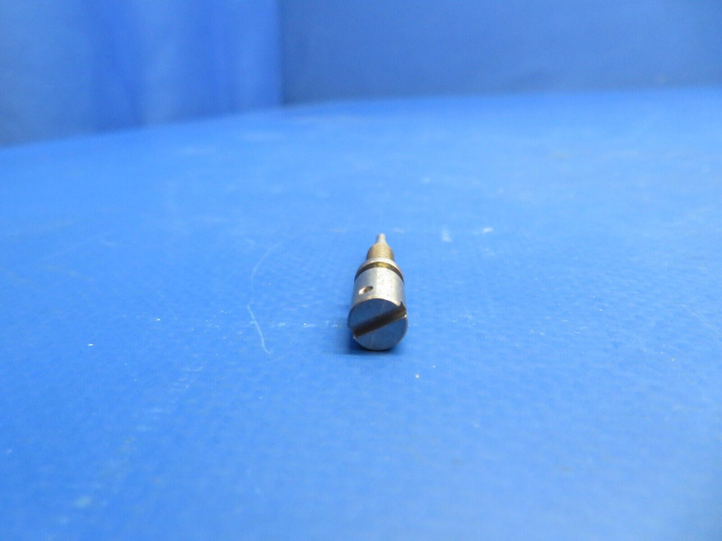 Continental Engine Drive Fuel Pump Needle P/N 637766 LOT OF 4 NOS (1122-668)