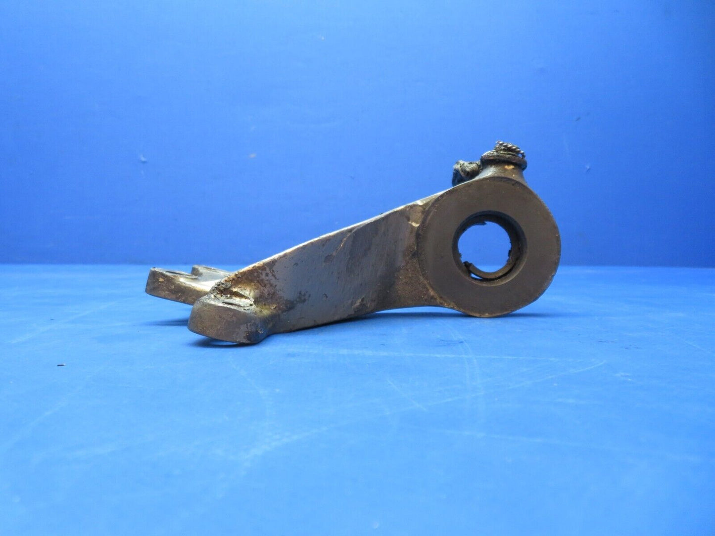 Continental E-Series LH Rear Engine Mount Bracket P/N 531249 (0723-647)