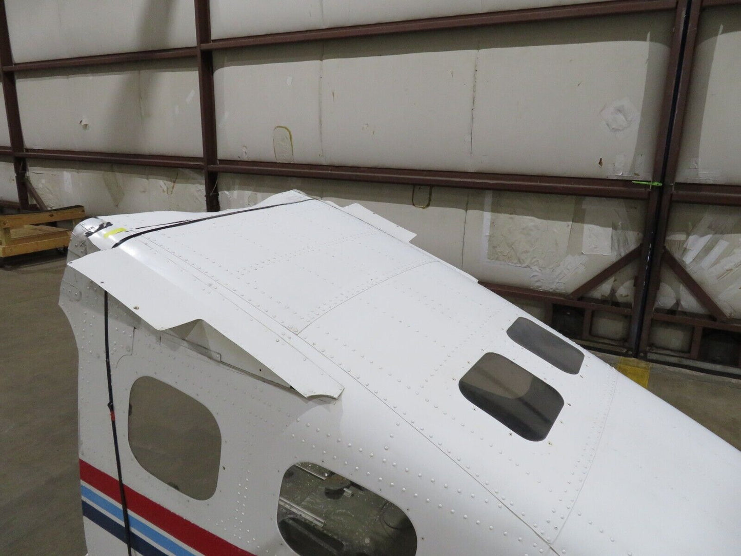 1979 Cessna P210N Aft Cabin / Empennage S/N 00212 No Carry Thru Spar (0521-102)