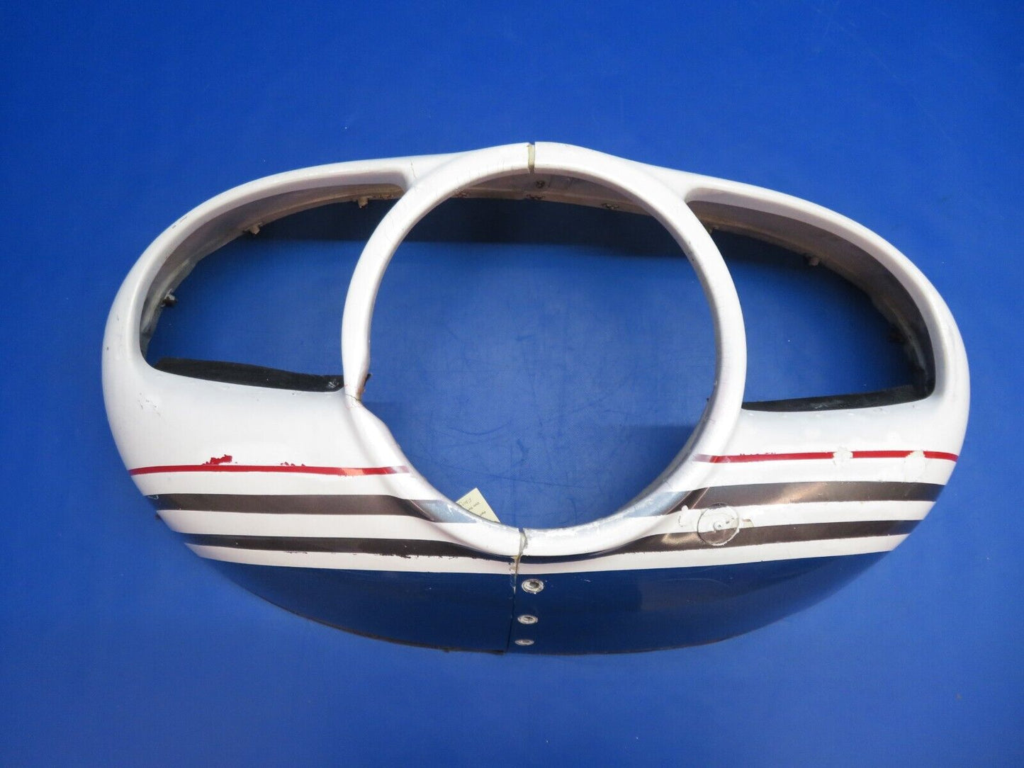 Piper PA-34-200T Seneca II Nose Cowl Assy P/N 37030-00, 37030-000 (0223-879)