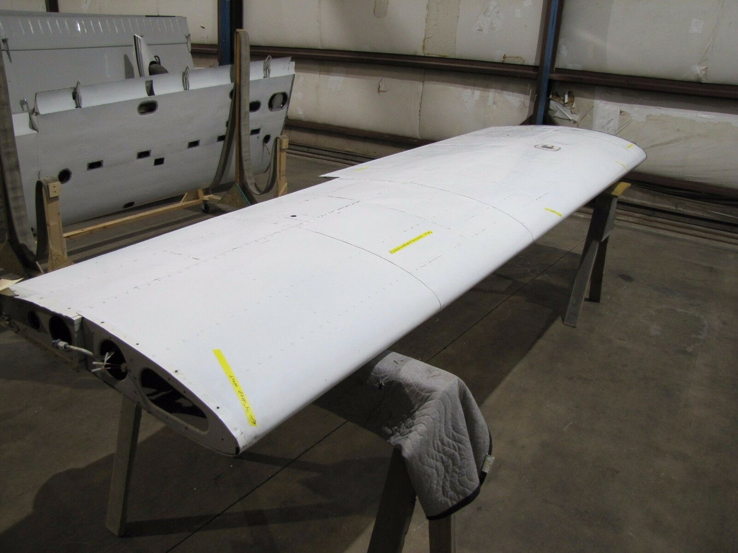 1976 Cessna Cardinal 177B Wing RH P/N 1722002-16 (0317-17)