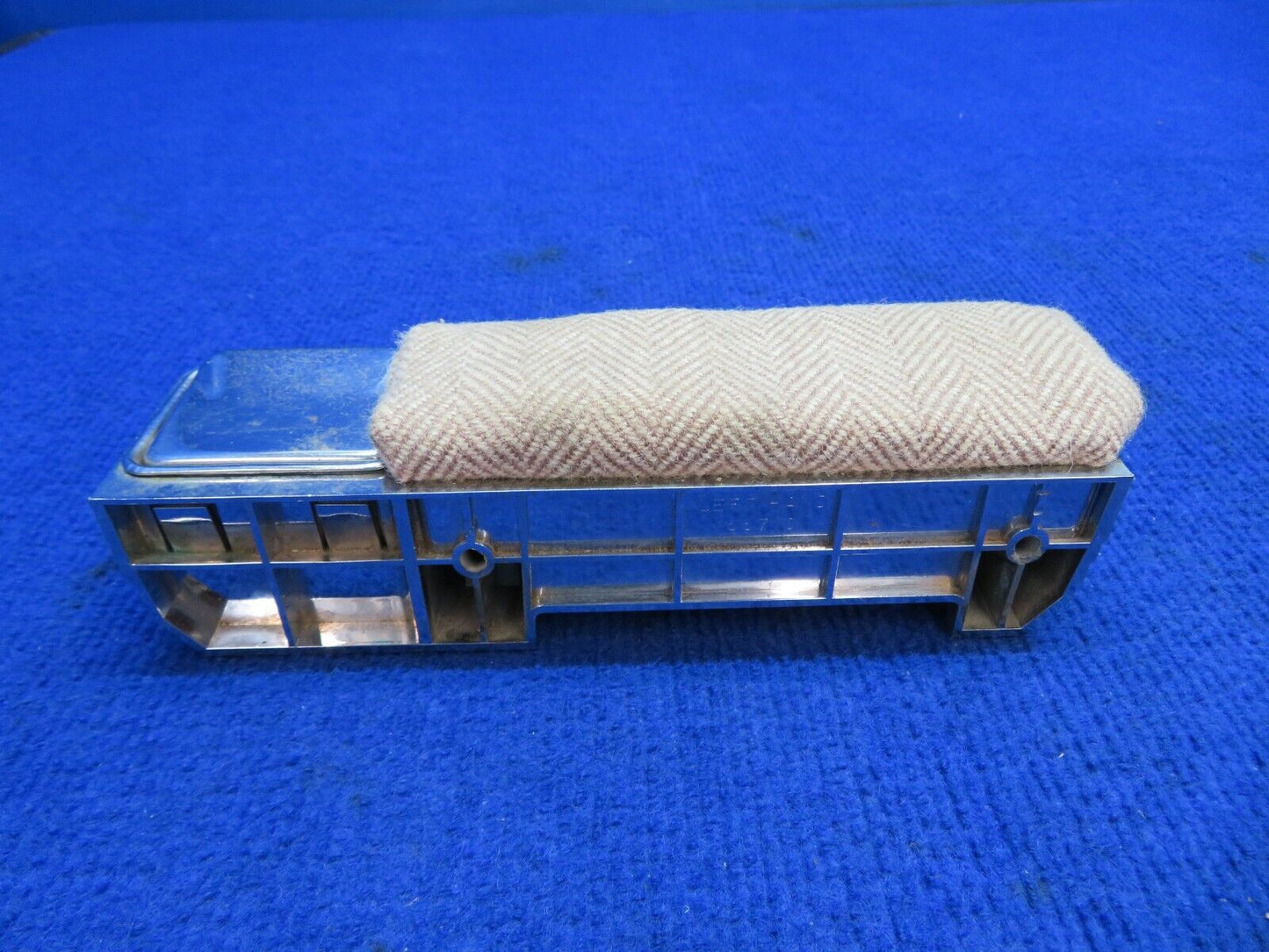 Piper LH Arm Rest P/N 66710 (0822-388)