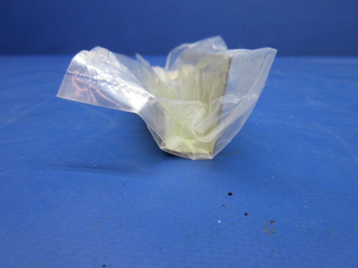 Cessna 210 LH Mount Hinge P/N 1213263-1 NOS (1123-898)