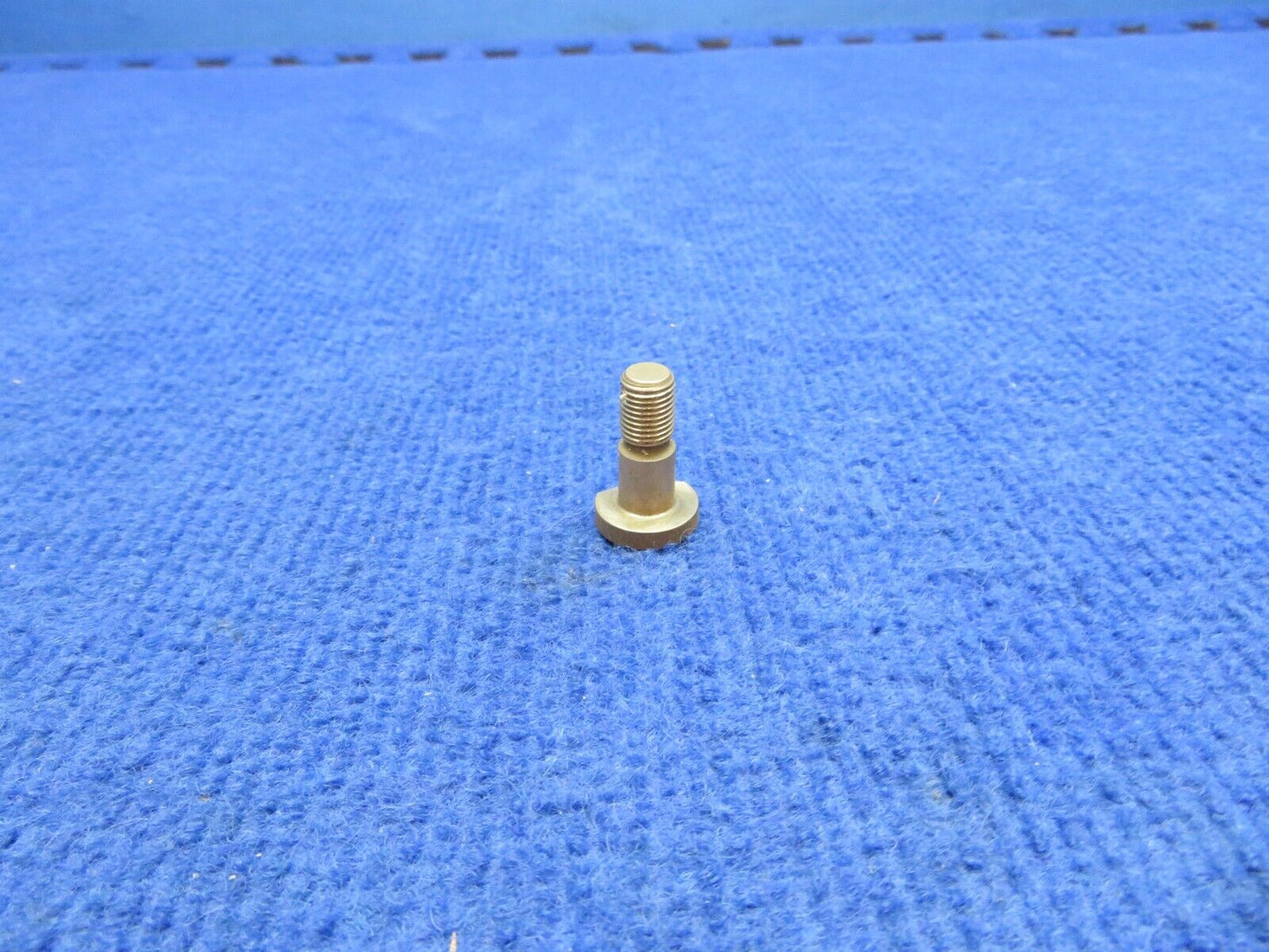 Lycoming Bolt .375 -24 x 1.03 P/N 68965 NOS (0722-49)